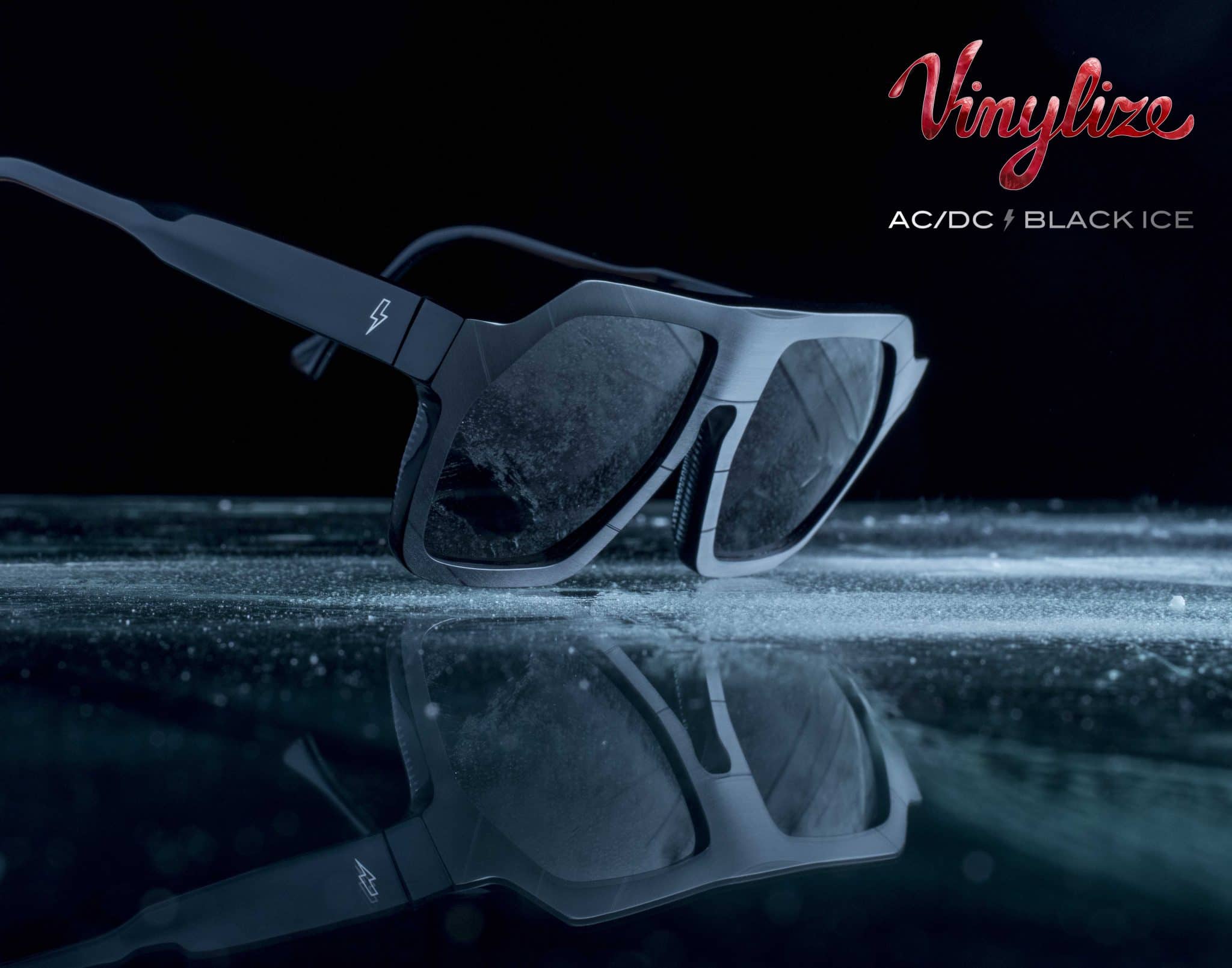 vinylize black ice war landing